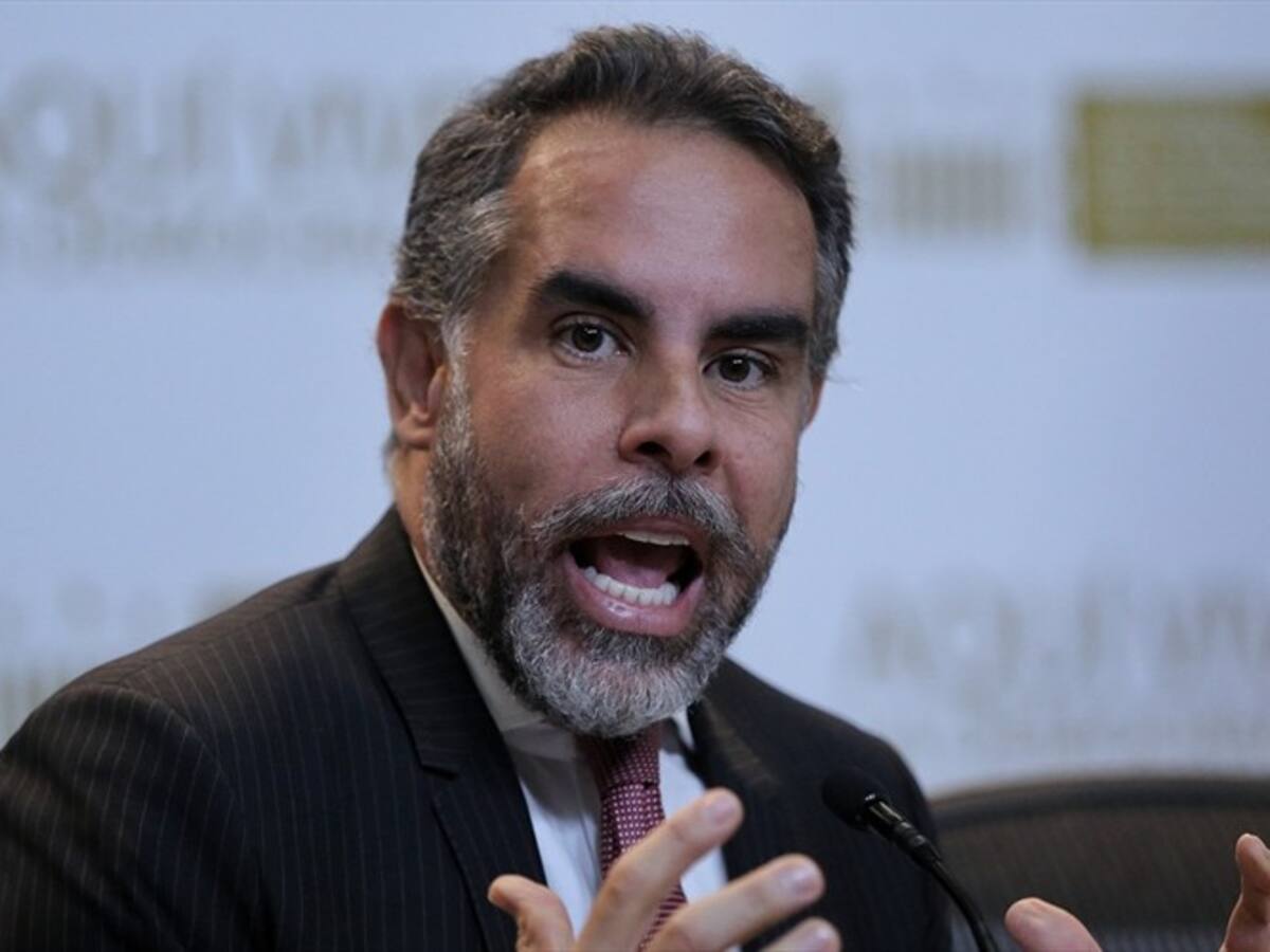 Al partido de La U se le apareció la Virgen: senador Armando Benedetti