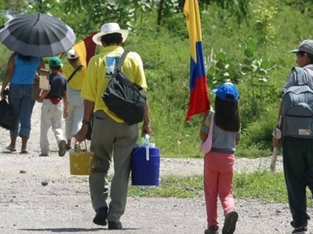 Tierras de paramilitares en Meta regresarán a campesinos desplazados