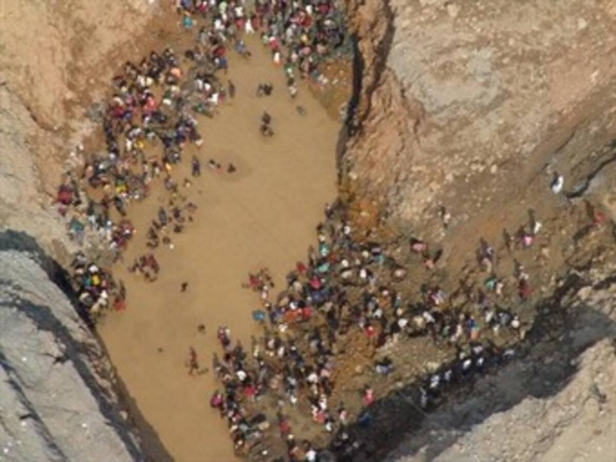 Gobierno anuncia lucha frontal contra explotación ilegal de oro