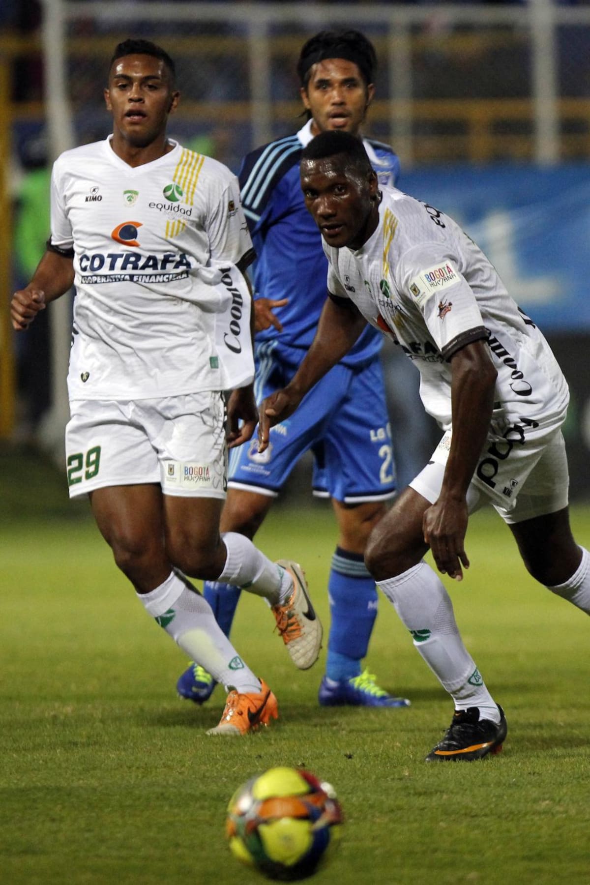 Los dirigidos por Juan Manuel Lillo ganaron 1-0 en su visita a Techo con un solitario gol de Mayer Candelo.