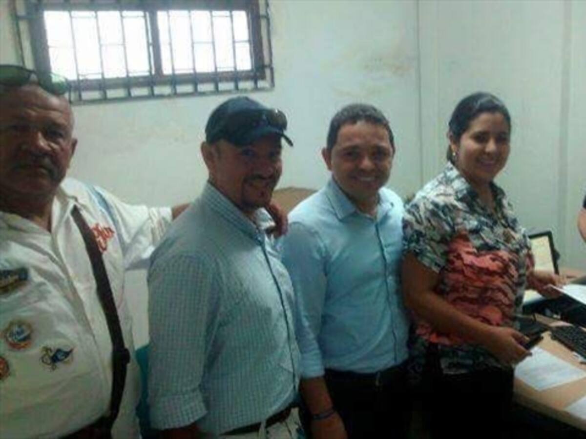 Polémica en Santa Marta por apoyo de gestora social a un candidato