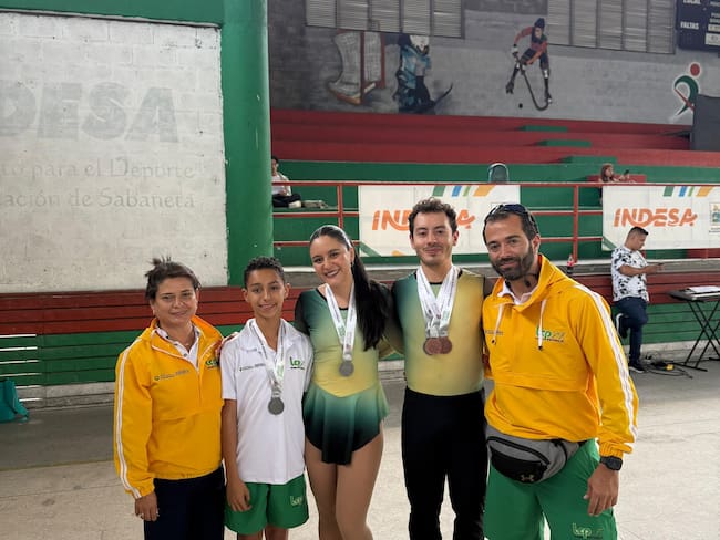 Equipo caldense de patinaje artístico en el campeonato de interligas. Foto suministrada.