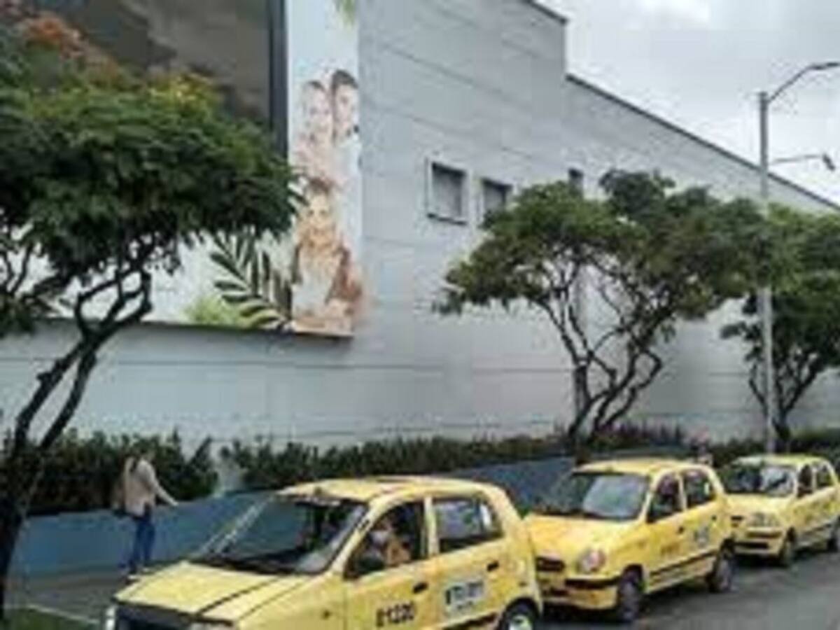 Más de 3.000 taxistas prestarán su servicio este puente festivo en Ibagué