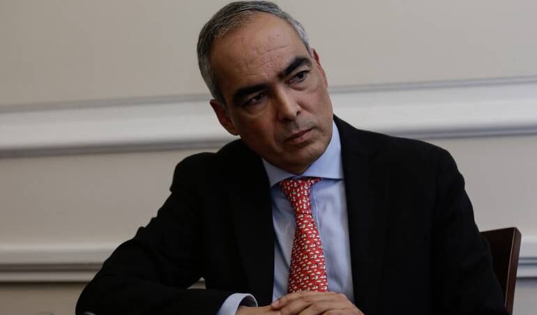 Comisionado de paz Rodrigo Rivera. 