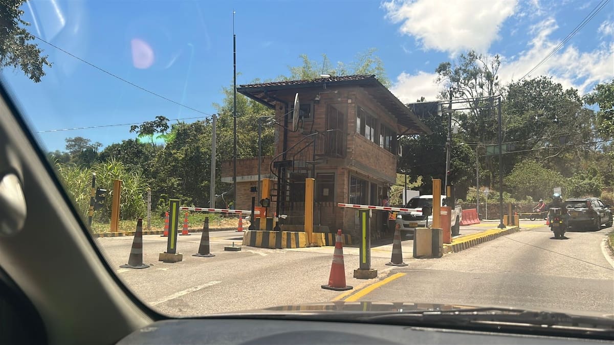 Gobernación no descarta concesionar peaje de Los Santos