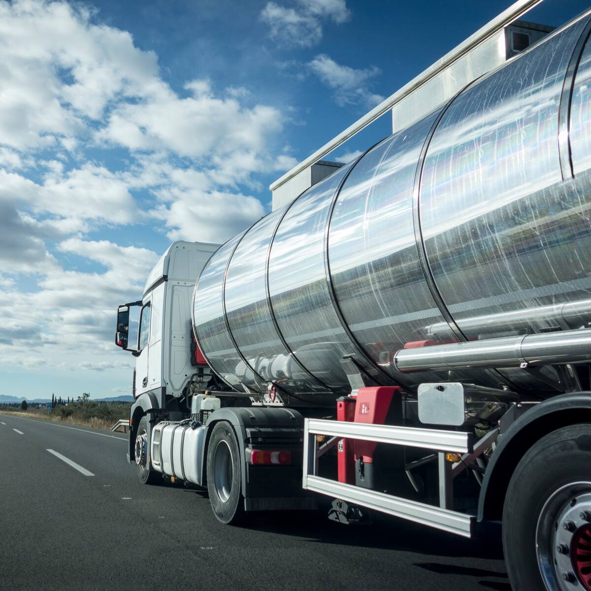 Afectará a productores: MinMinas por incremento de 900% en costo de transporte de crudo en Ecuador