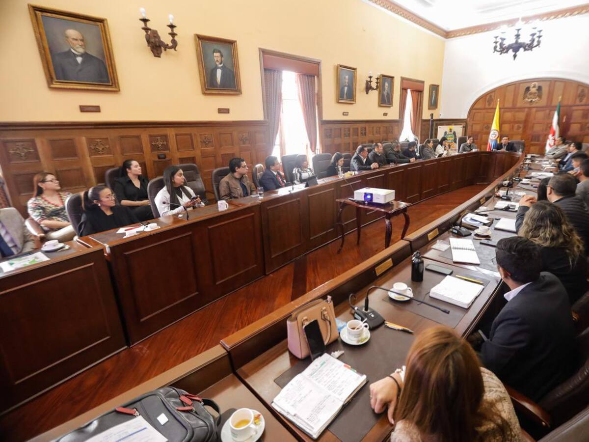 Movimientos en el gabinete departamental con la salida de 5 de sus miembros