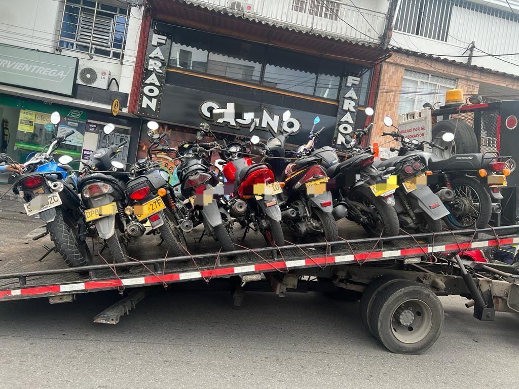 20 motocicletas inmovilizadas