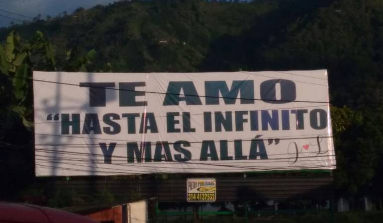 Valla ubicada en la calle 15 con carrera 8 de Ibagué