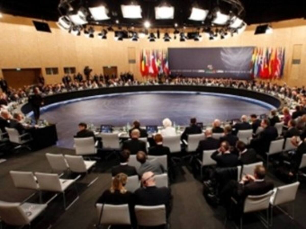 OTAN pide una respuesta firme al Gobierno sirio, pero se mantiene al margen