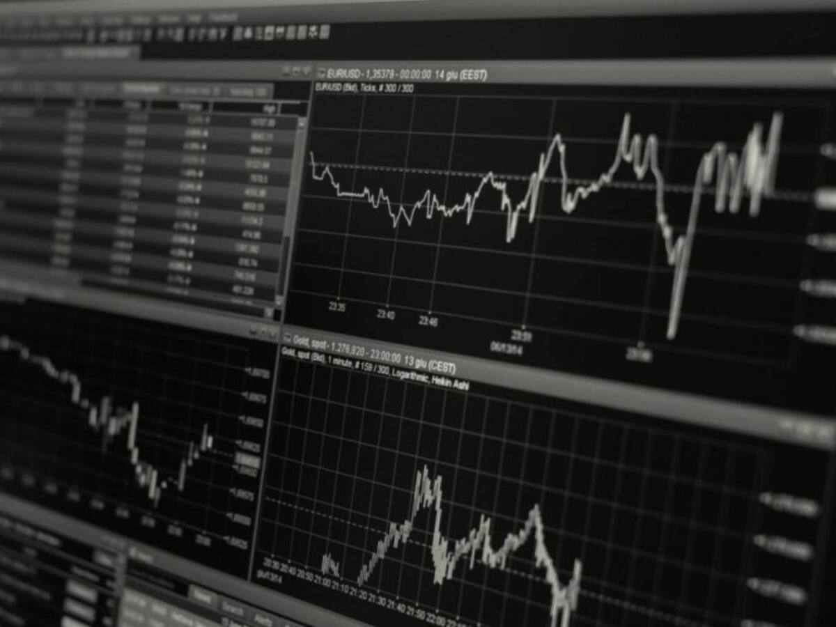 Tasas, mercados y virus