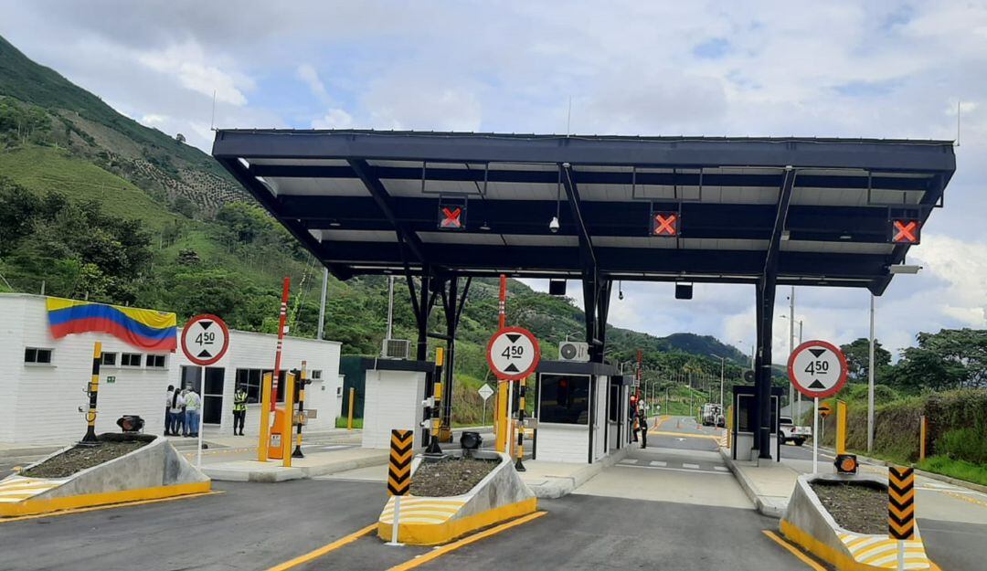 Peaje Guaico en la ruta hacia el túnel Tesalia
