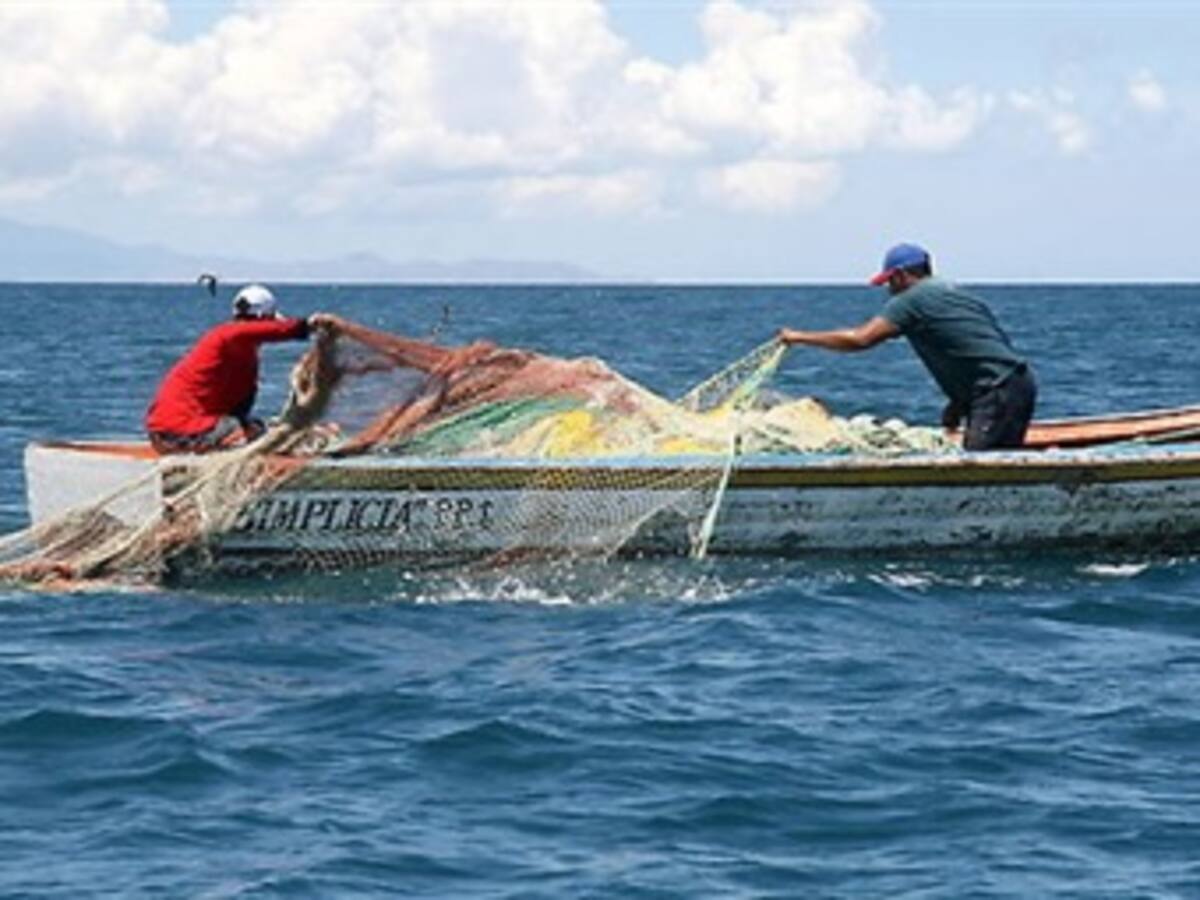 Nicaragua dice que colombianos deben pedir permiso para faenar en sus aguas