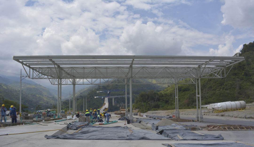 El nuevo peaje estará en la zona alta del corregimiento Coello Cocora. 