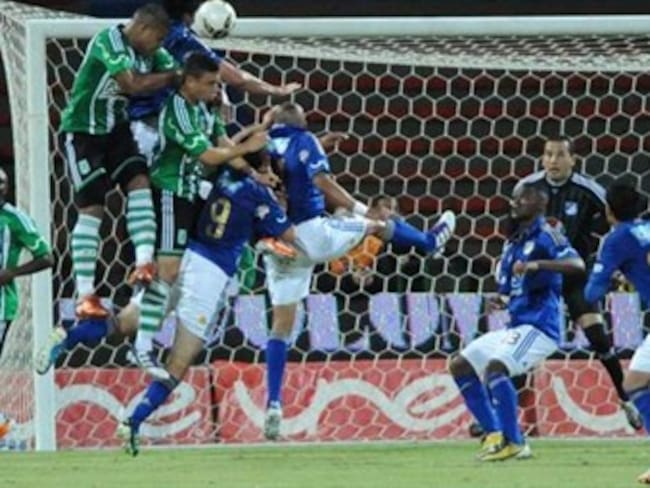 Nacional derrotó a Millonarios 3-2 y es líder del fútbol colombiano