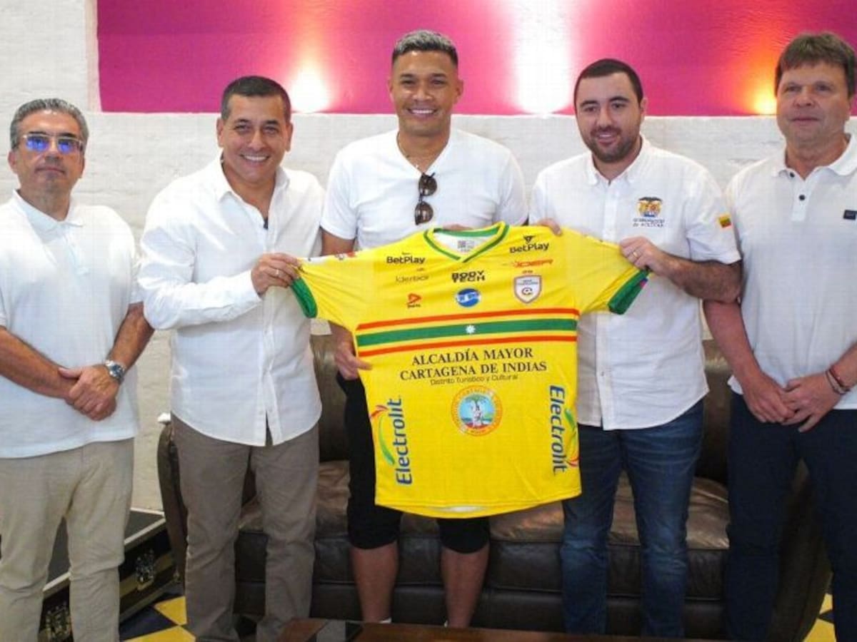 “Cartagena se dejó seducir por su nuevo perfume”: así fue presentado Teófilo Gutiérrez