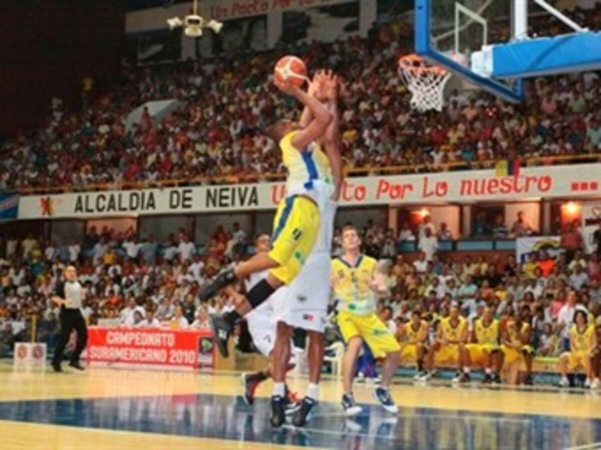 Colombia superó en extra tiempo a Venezuela y es líder del Sudamericano de Baloncesto