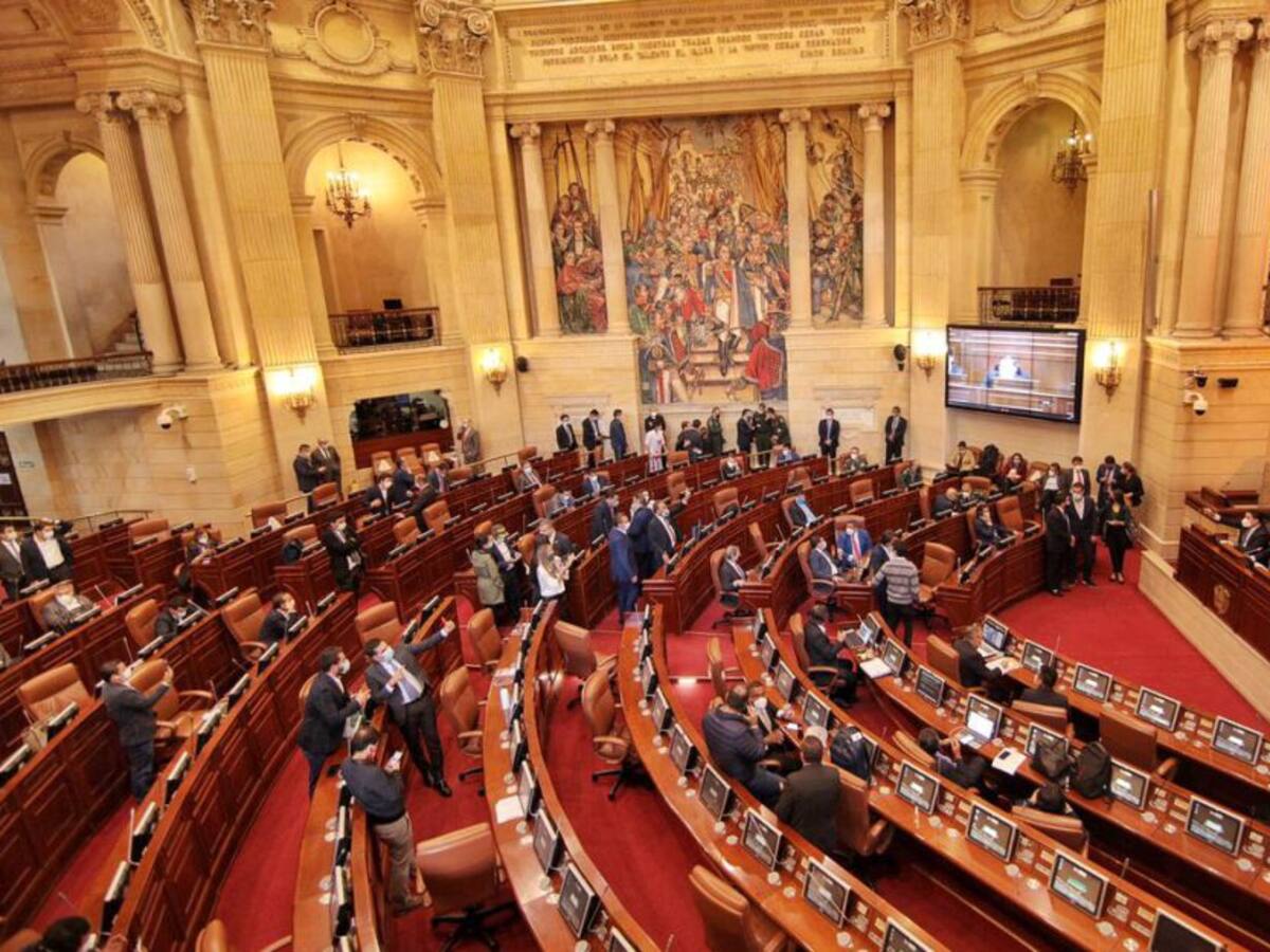 Gobierno aumentó el sueldo de los congresistas: ganarán más de $47 millones mensuales