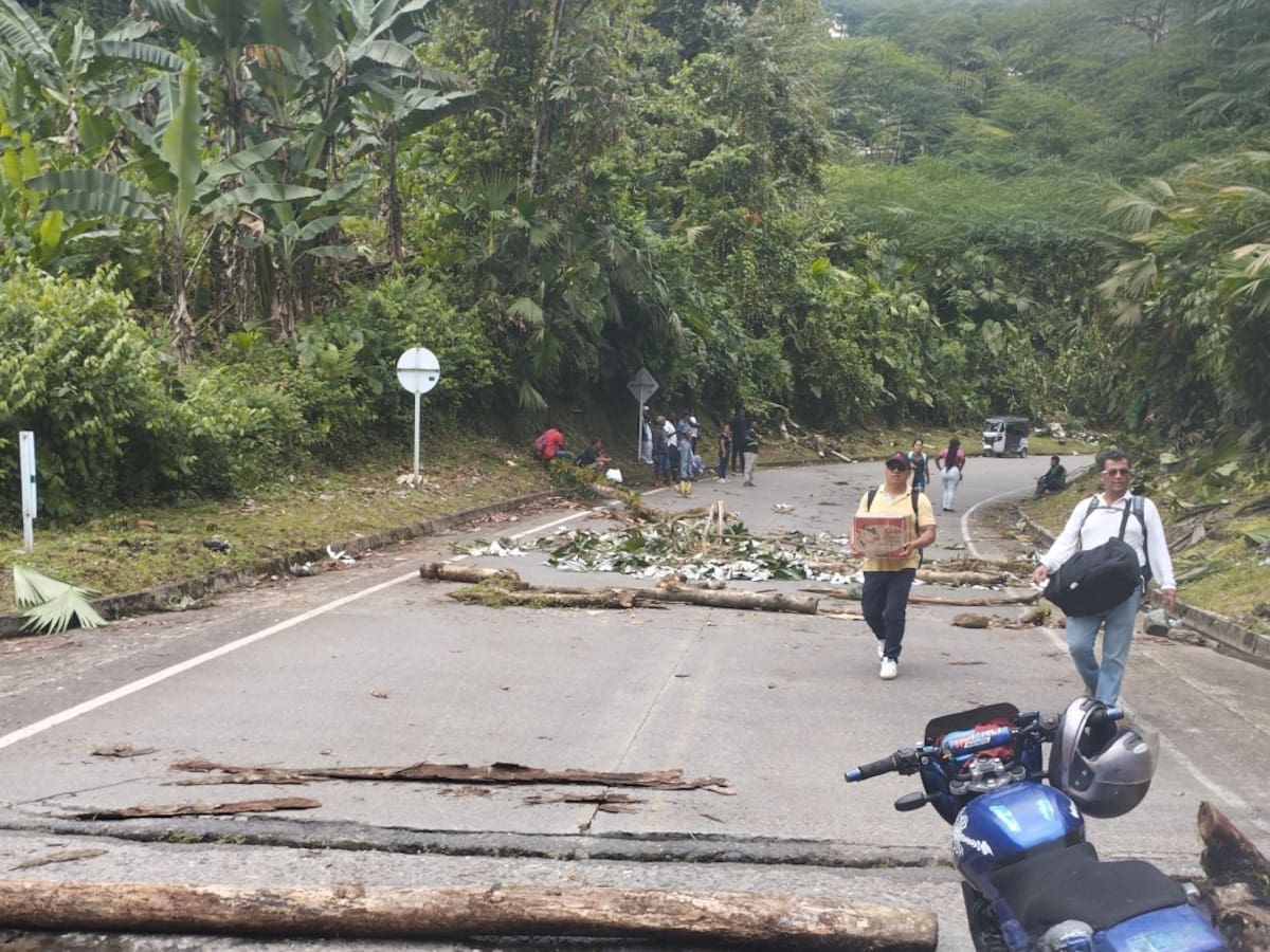 Sigue cerrado el paso entre Risaralda y Chocó: 24 horas de bloqueos en la vía Panamericana