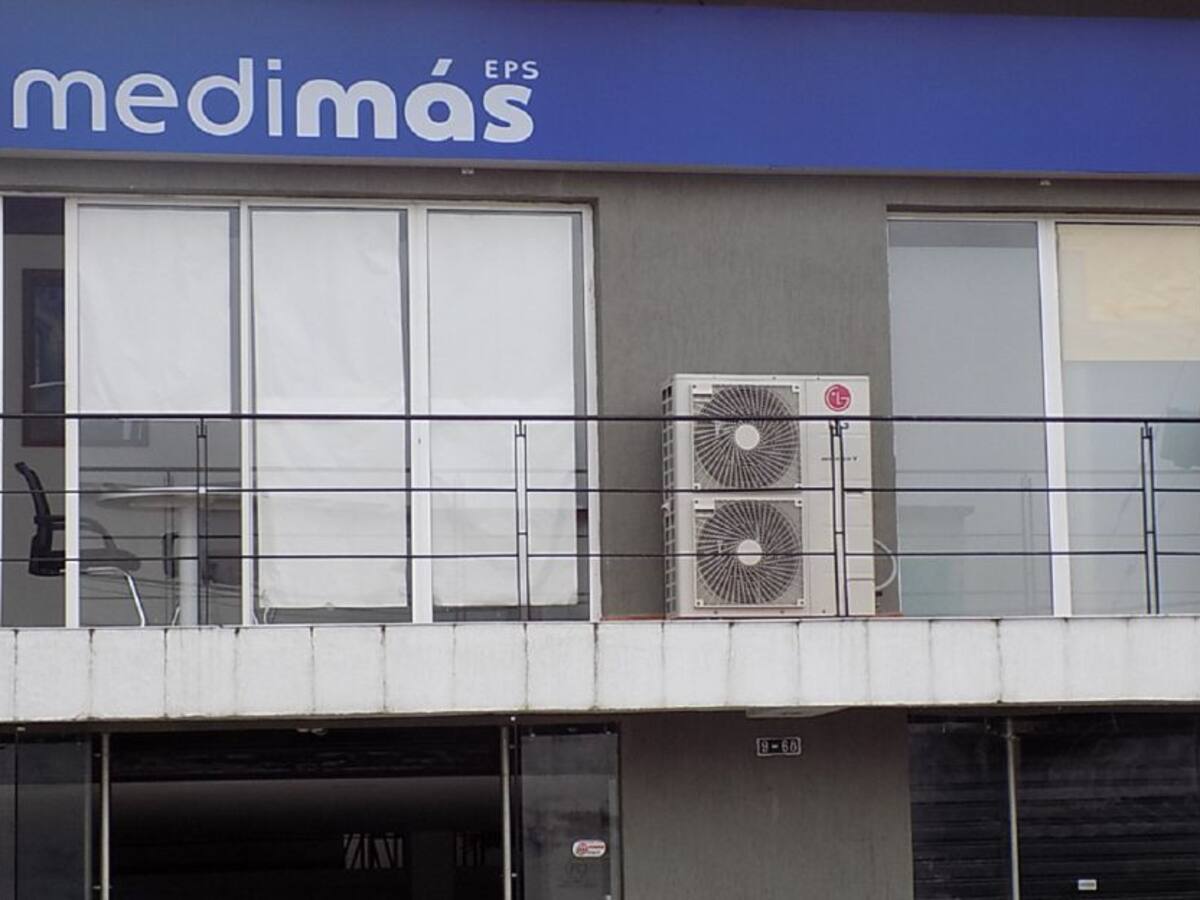 Ordenan a Medimás entregar dispositivo a joven con problema auditivo