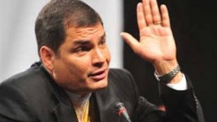 El presidente de Ecuador asistirá a la posesión de Juan Manuel Santos