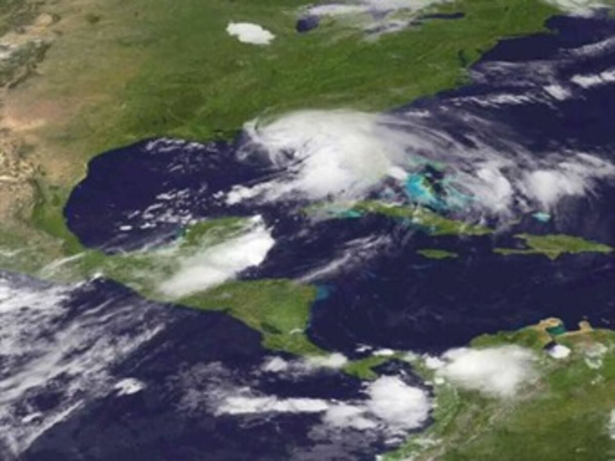 Florida declara el estado de emergencia ante la llegada de la tormenta tropical 'Debby'