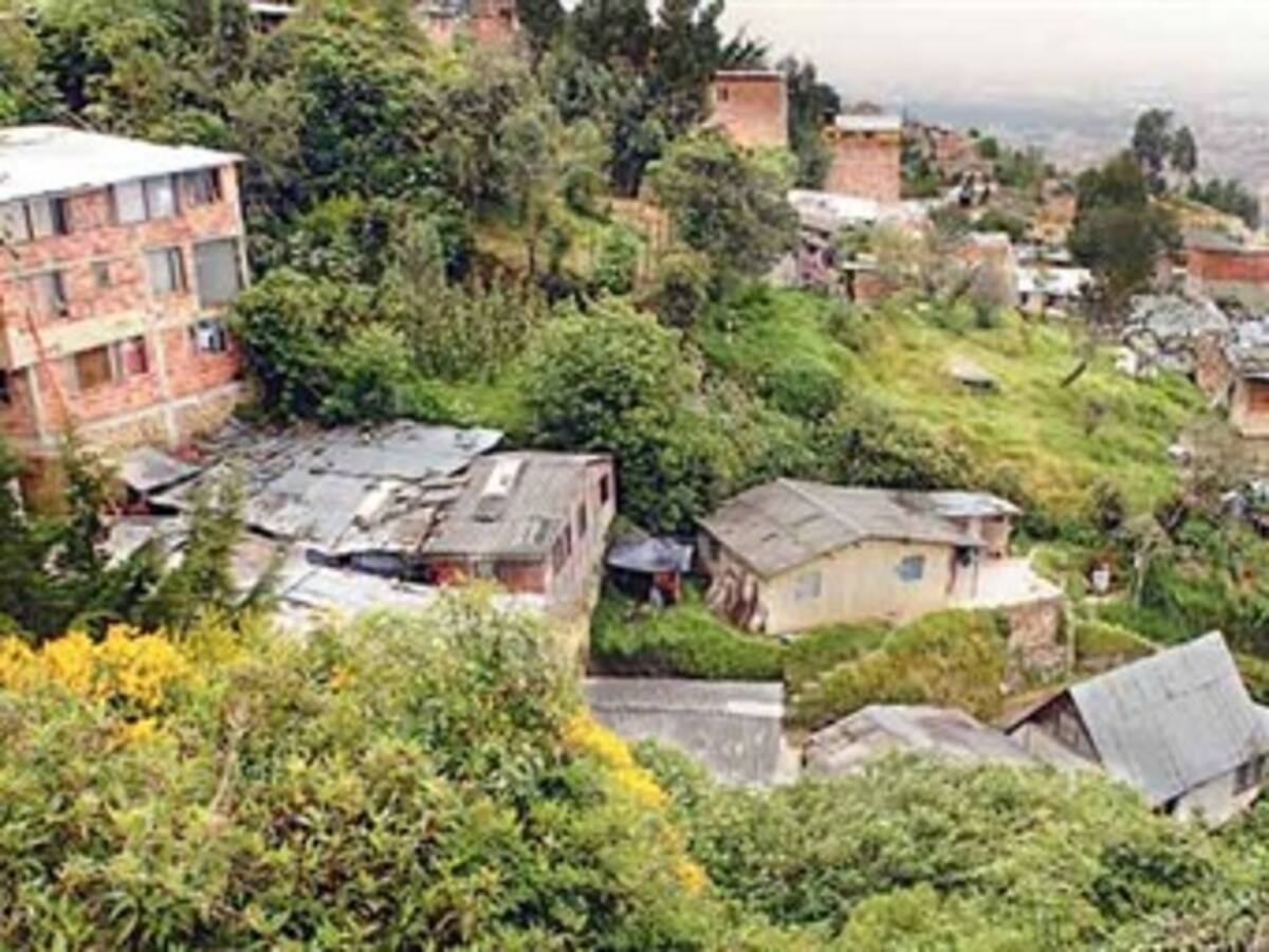 Firman pacto para evitar que se habiten los cerros orientales de Bogotá