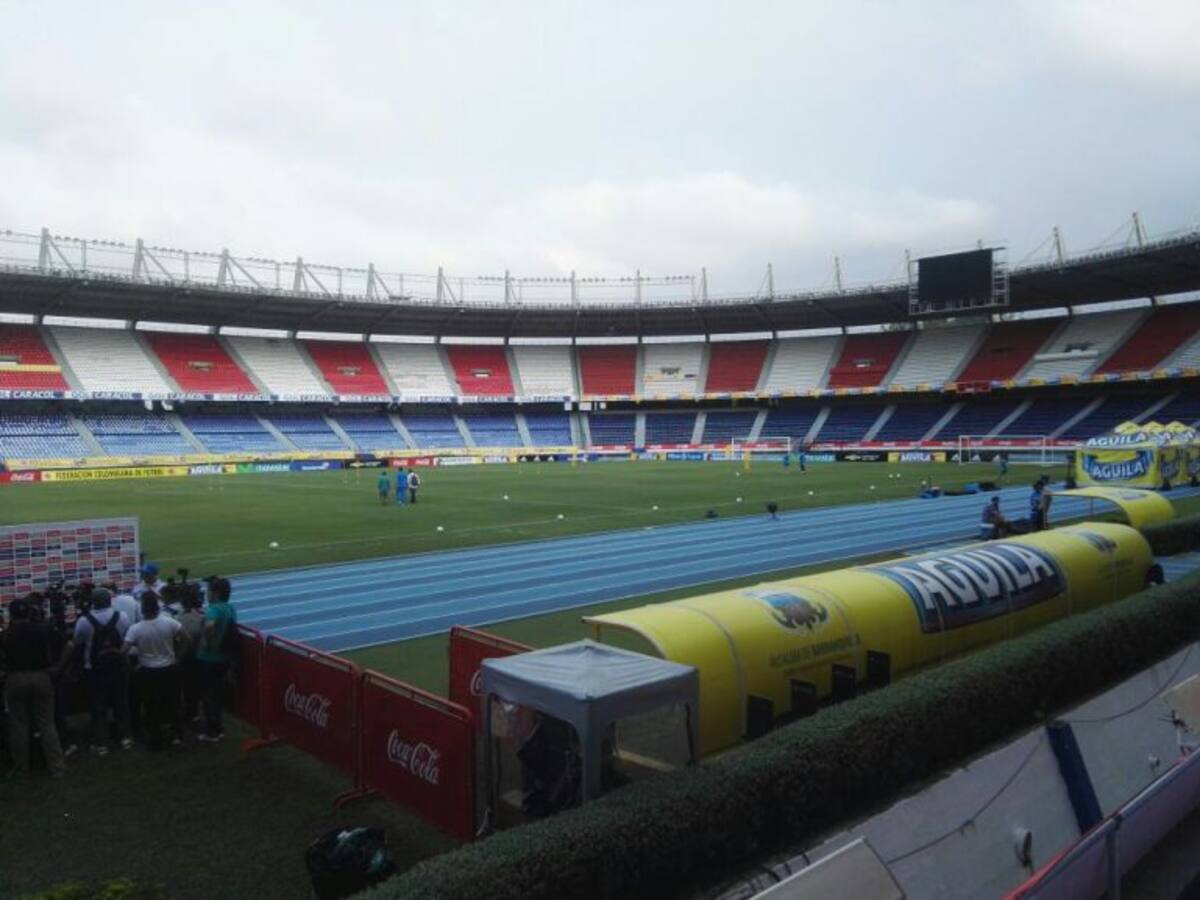 Tarde cívica en Barranquilla por partido de Colombia