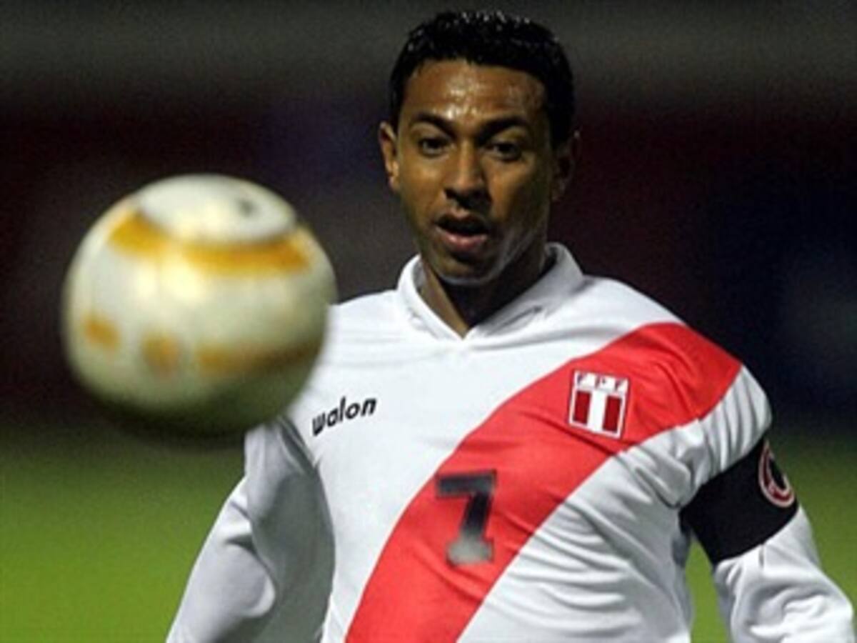Córdoba y Bermúdez invitados a despedida de Nolberto Solano