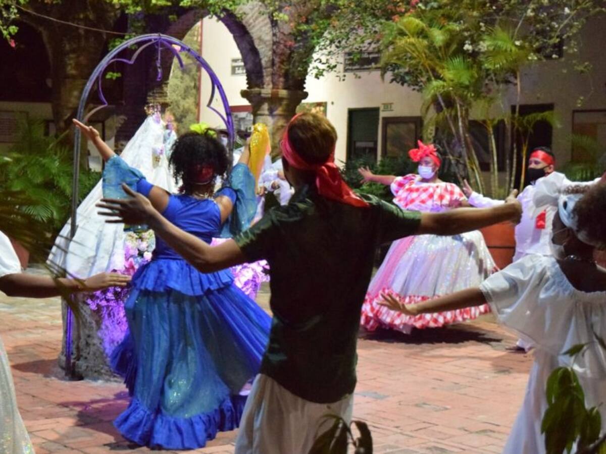 Cabildo en tributo a la Virgen de la Candelaria en el cerro de La Popa