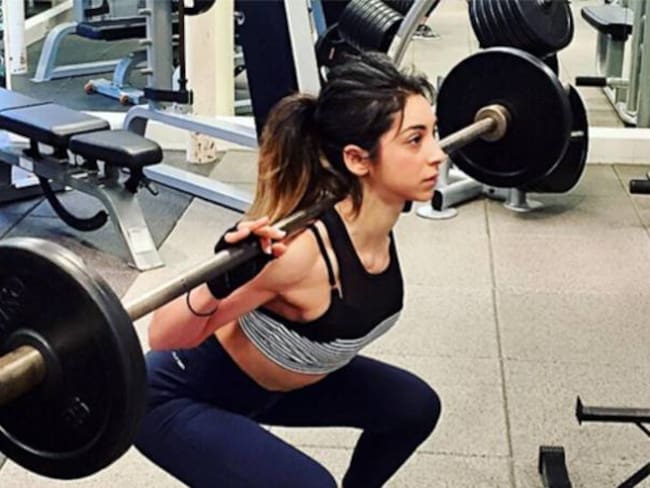 Joven sorprende con su figura en Instagram luego de superar la anorexia