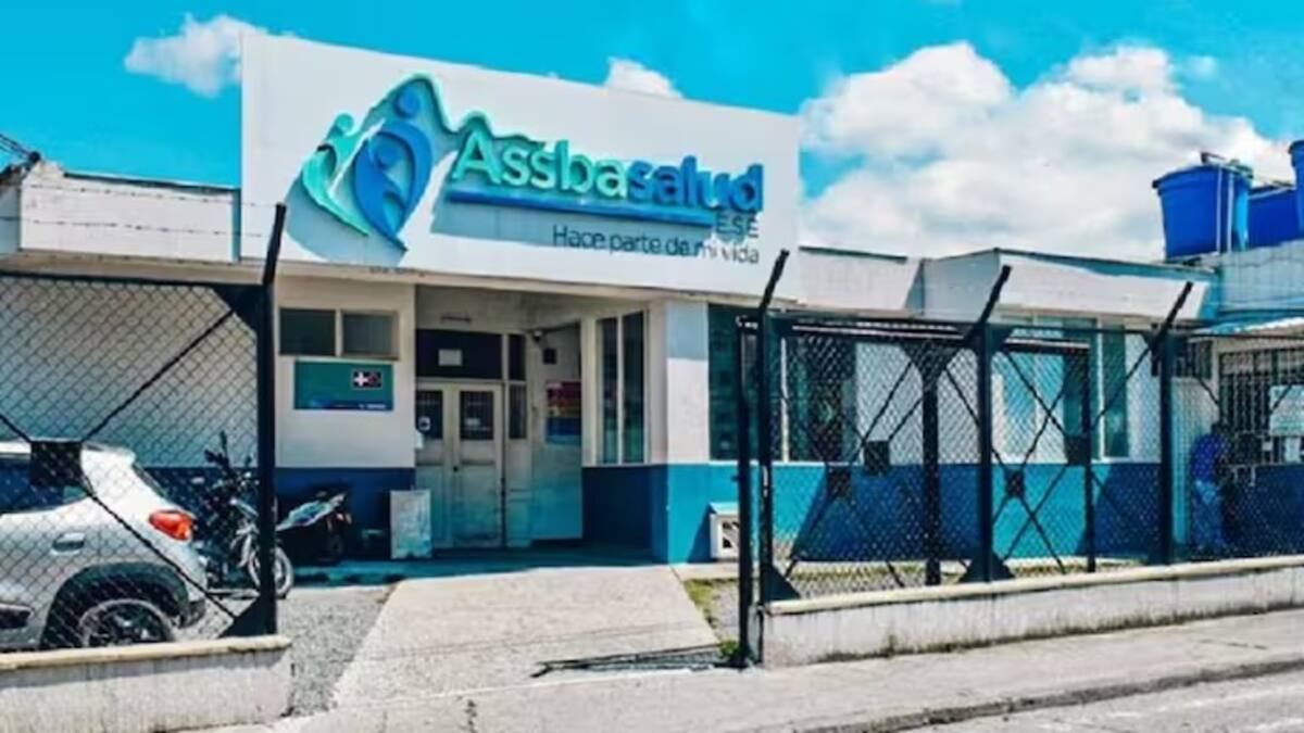 Empiezan mesas de concertación para evitar el cierre de Assbasalud y Hospital San Isidro