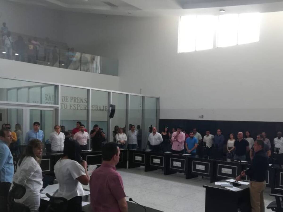 Asamblea pide suspender al Gerente del Cari por polémico contrato
