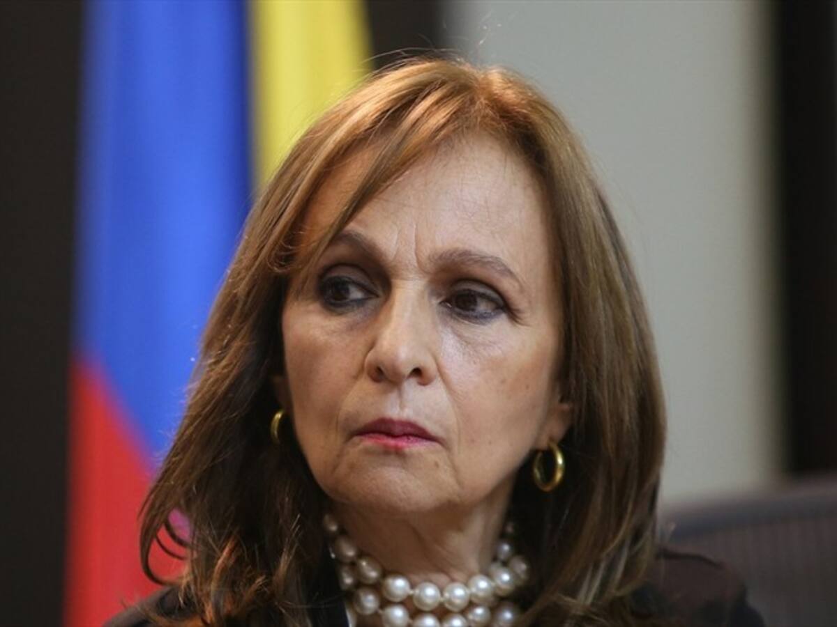 Es incomprensible que nos nieguen la personería jurídica de la oposición: Ángela Robledo