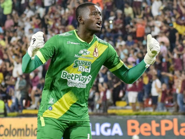 William Cuesta: "Acá en Colombia me gustaría jugar en Nacional y América"