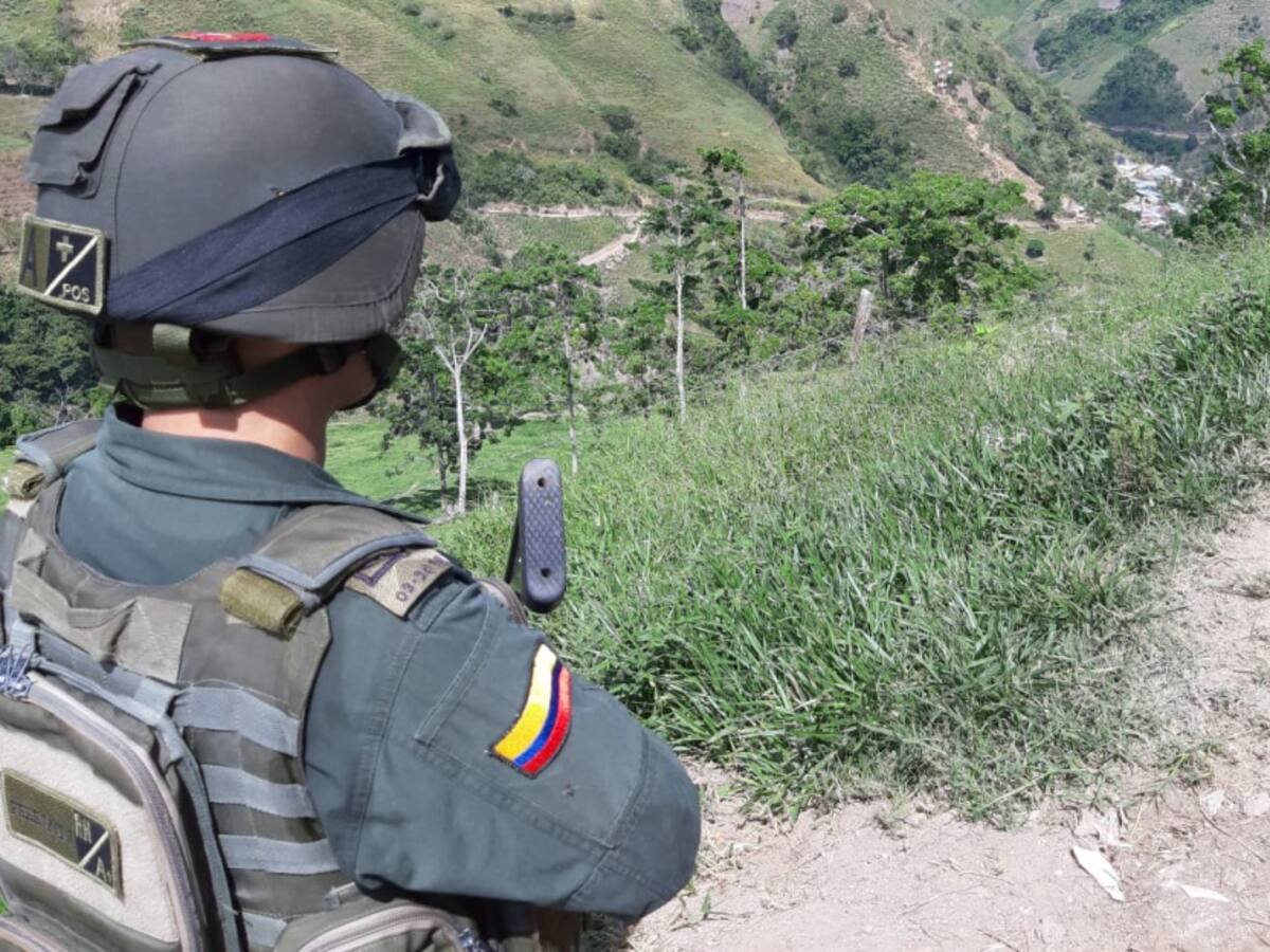 Investigan muerte de un soldado en Teorama