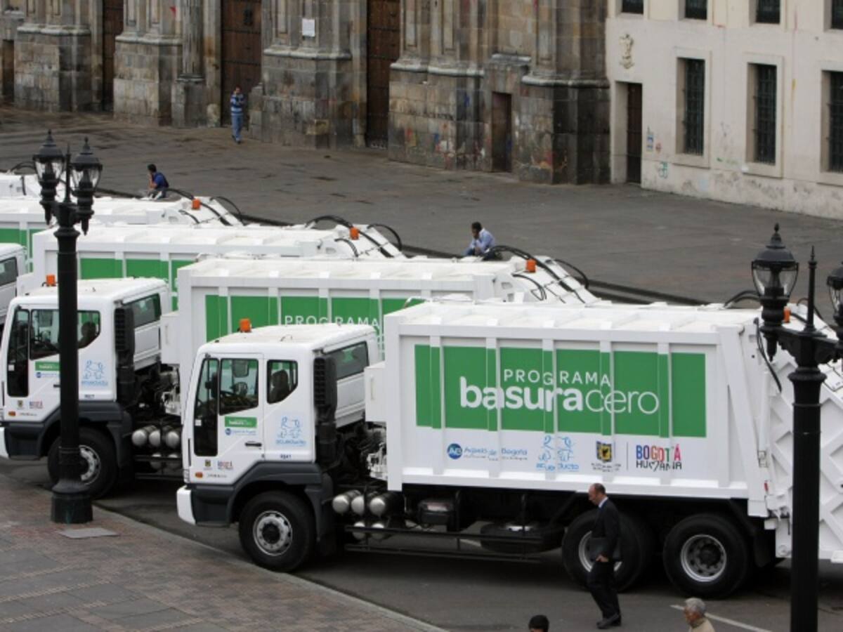 El servicio de aseo debe volver a los privados: Peñalosa