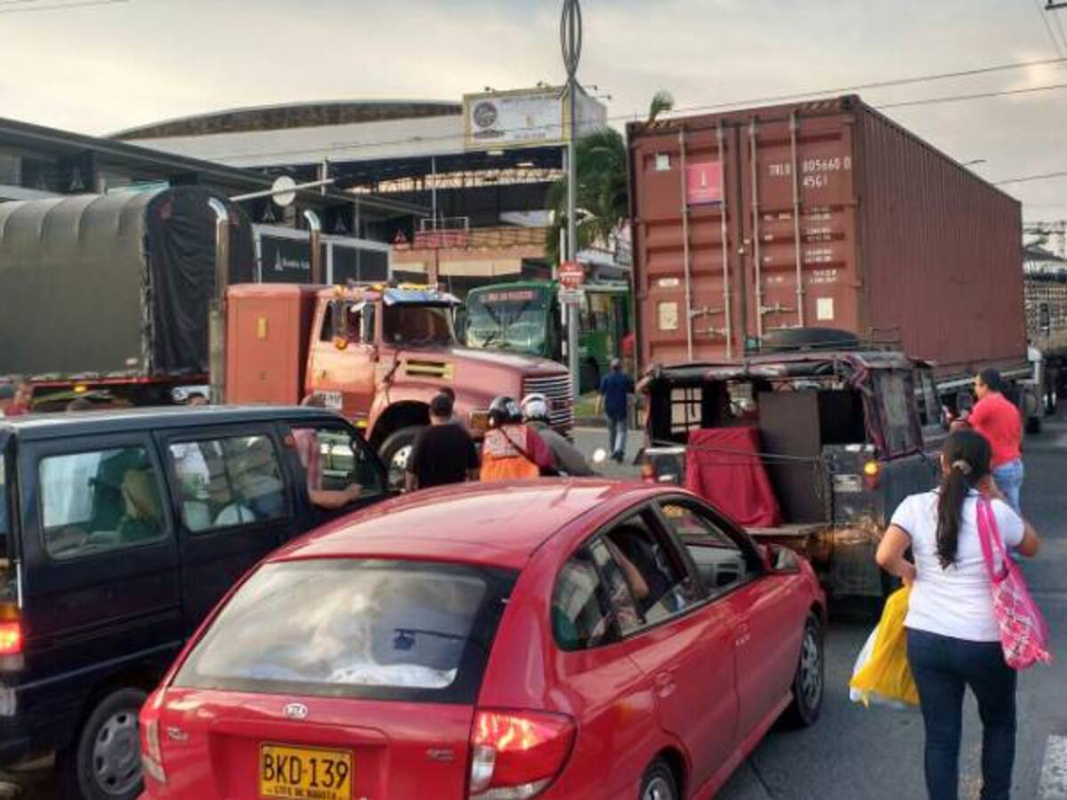Ausencia de planes de contingencia agudizó el caos por movilización de camioneros