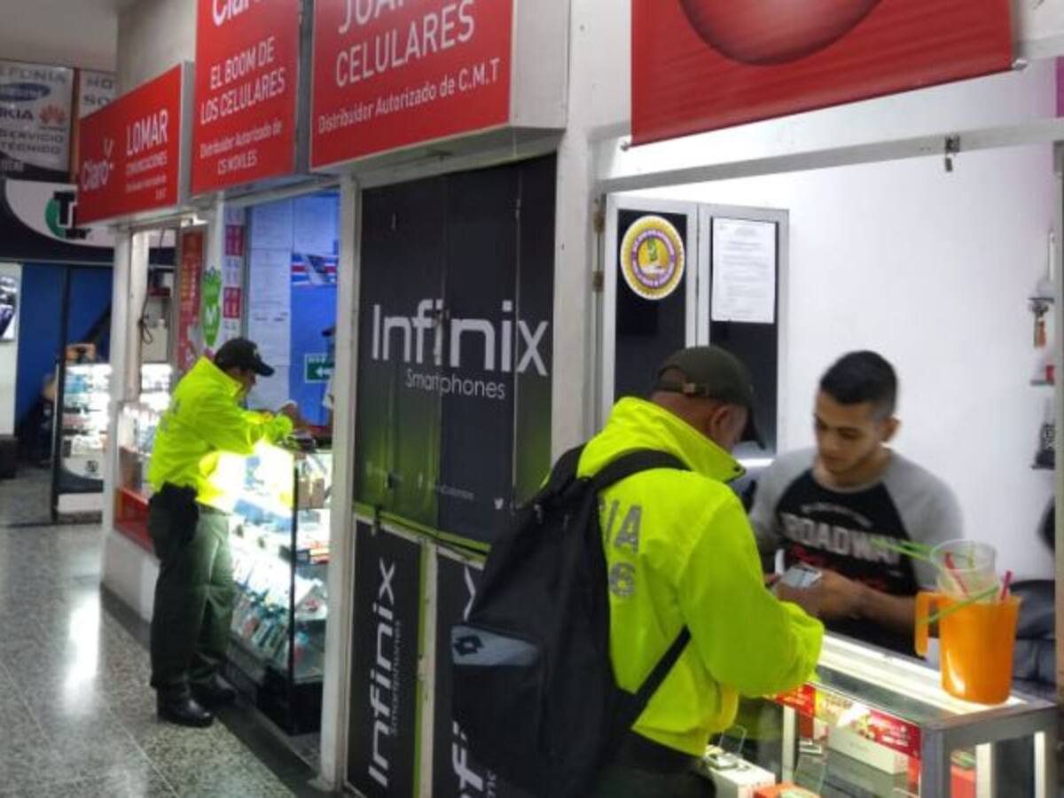 Dos capturados en operativo contra el robo de celulares en Ibagué