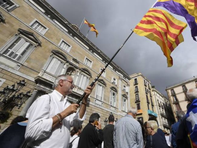 Justicia española pide prisión incondicional para exconsejeros de Cataluña