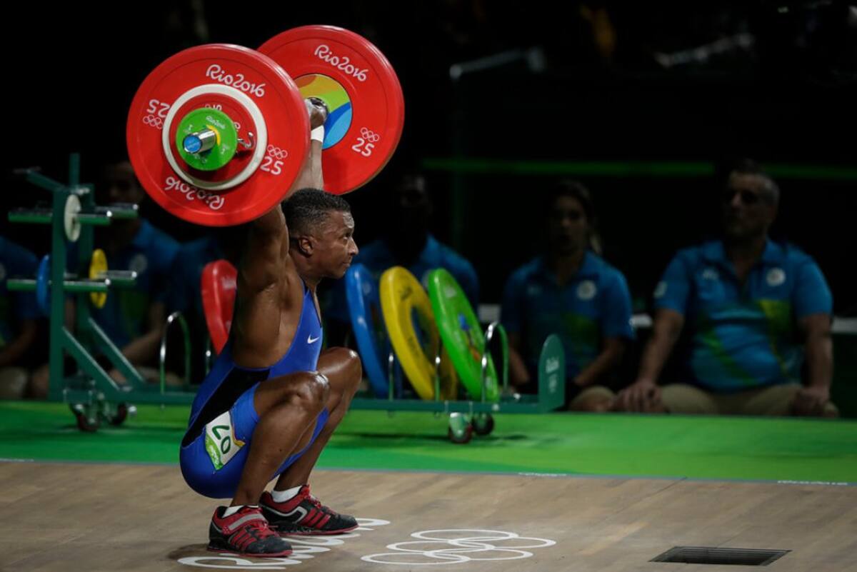Óscar Figueroa logró la medalla de oro en la categoría de hasta 62 kilos de halterofilia masculina en los Juegos Olímpicos de Río 2016.