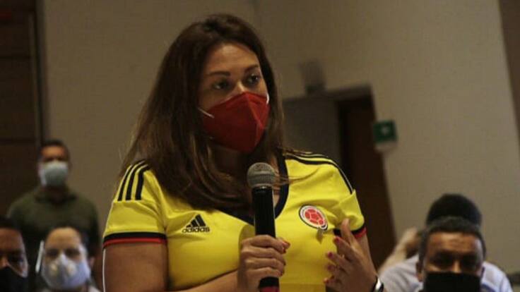 Natasha Avendaño, Superintendente de servicios públicos domiciliarios