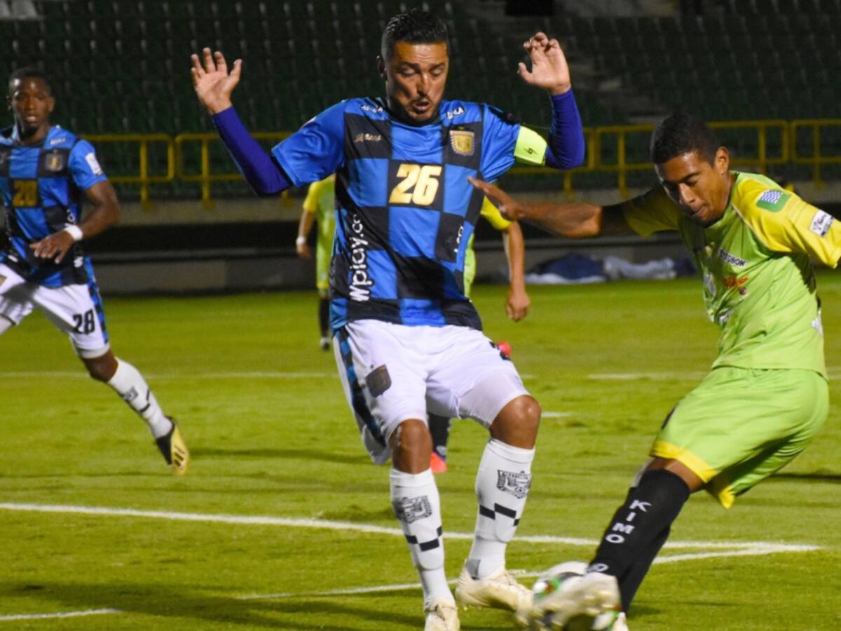 Palmira Salazar: "Hay partidos de la liga que me hacen dormir"