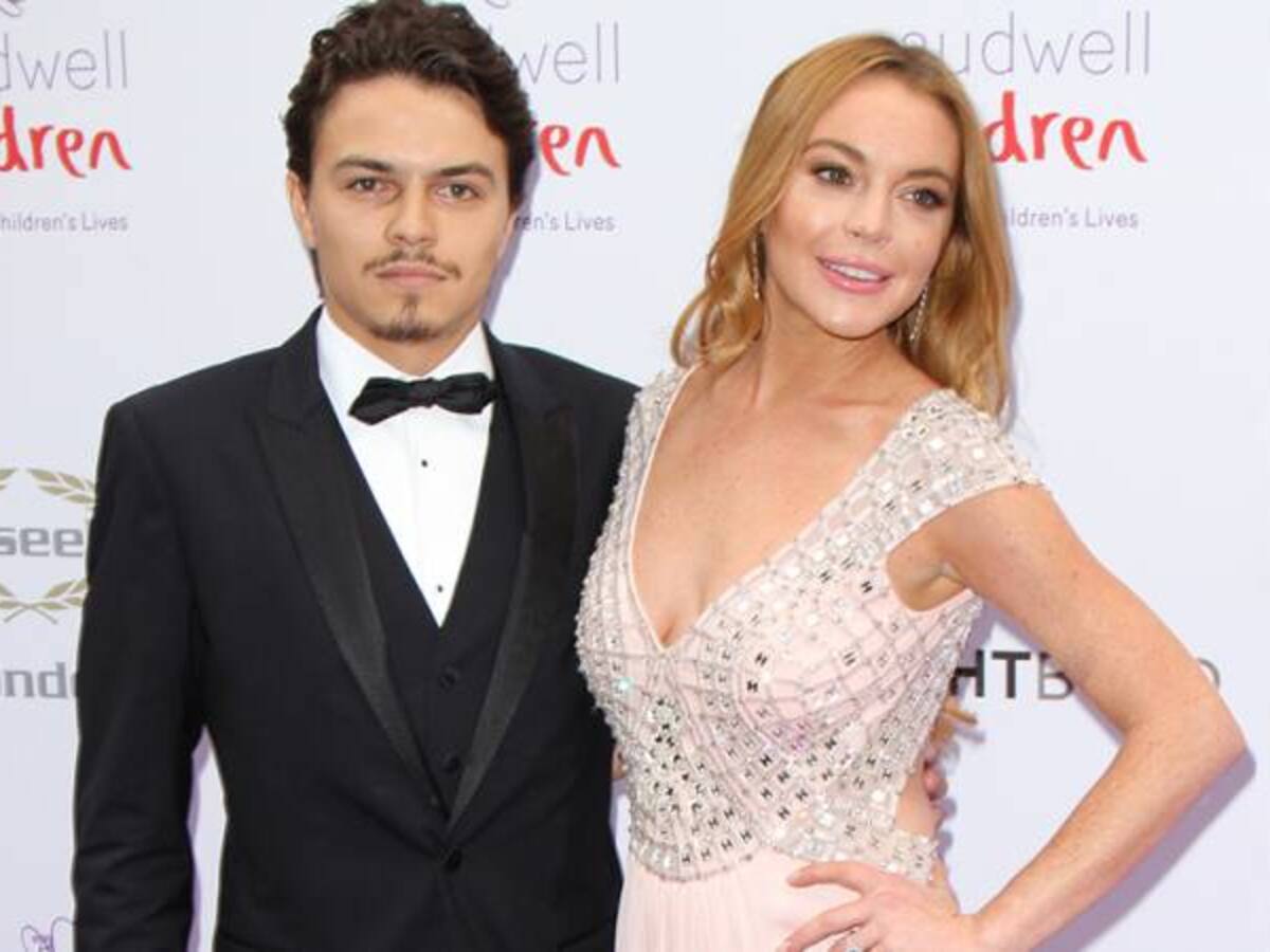 "Ninguna mujer debería seguir con un hombre que la golpea", acepta Lindsay Lohan
