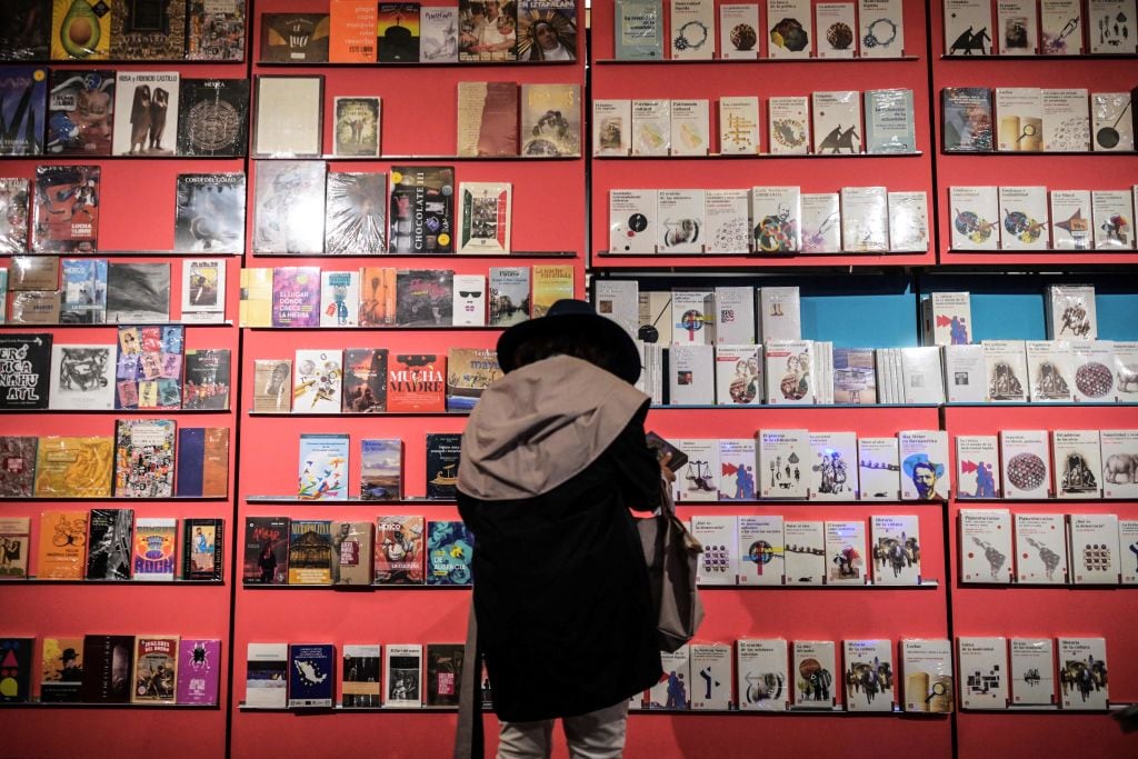 Visitors attend the opening of the International Book Fair in which Mexico is the guest of honour, in Bogota, on April 19, 2023. (Photo by Juan BARRETO / AFP) (Photo by JUAN BARRETO/AFP via Getty Images)