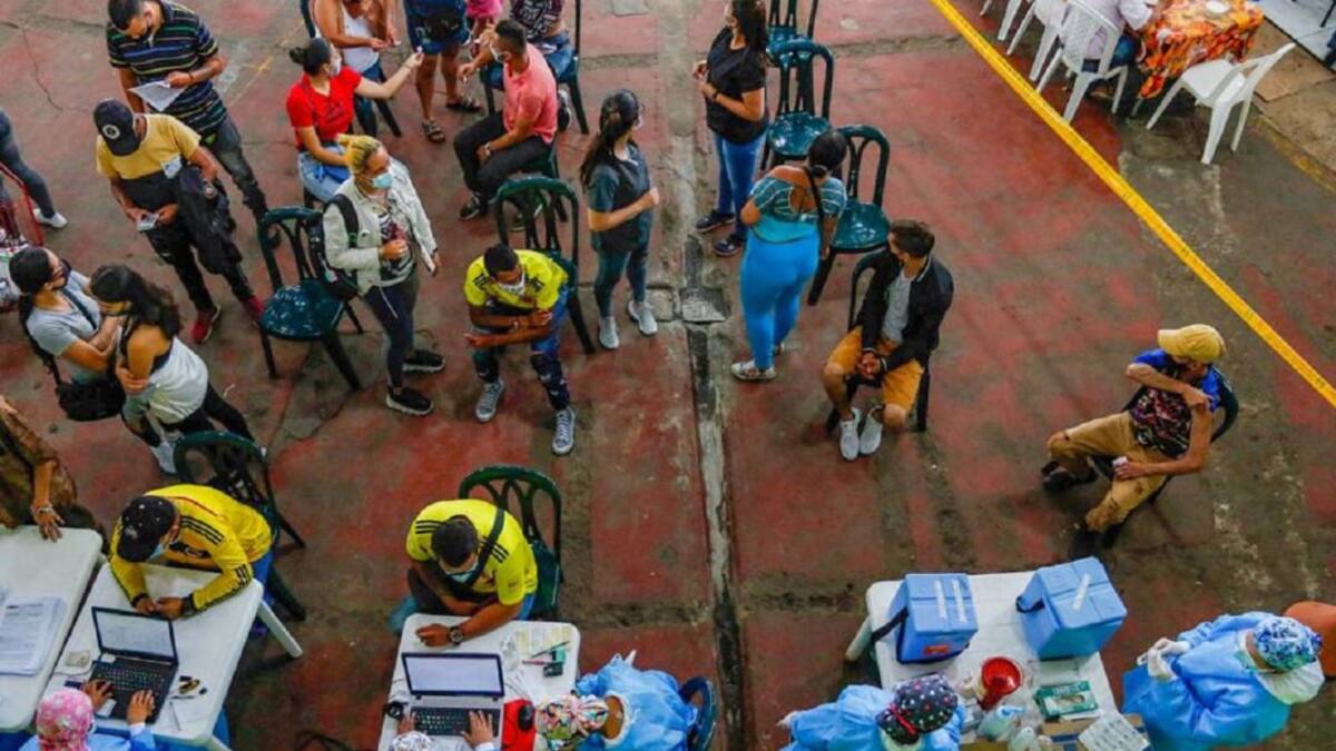Llegaron a Manizales 14.026 vacunas de Moderna para segundas dosis
