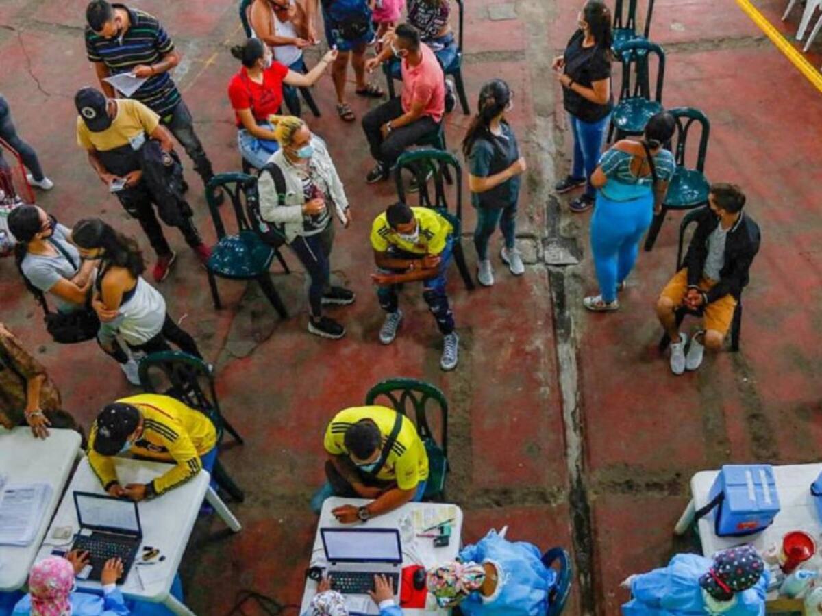 Llegaron a Manizales 14.026 vacunas de Moderna para segundas dosis