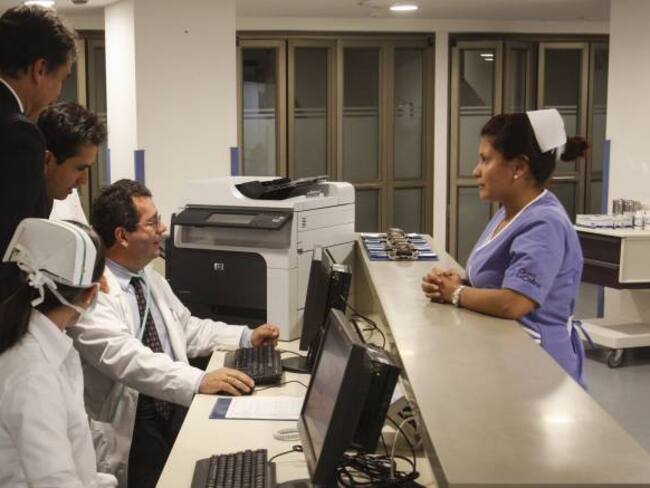 Secretaría de Salud busca nivelar condiciones de trabajo de personal médico del Distrito