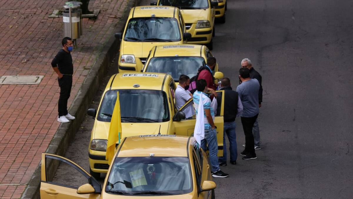 Nueva jornada de protestas de taxistas en Cali