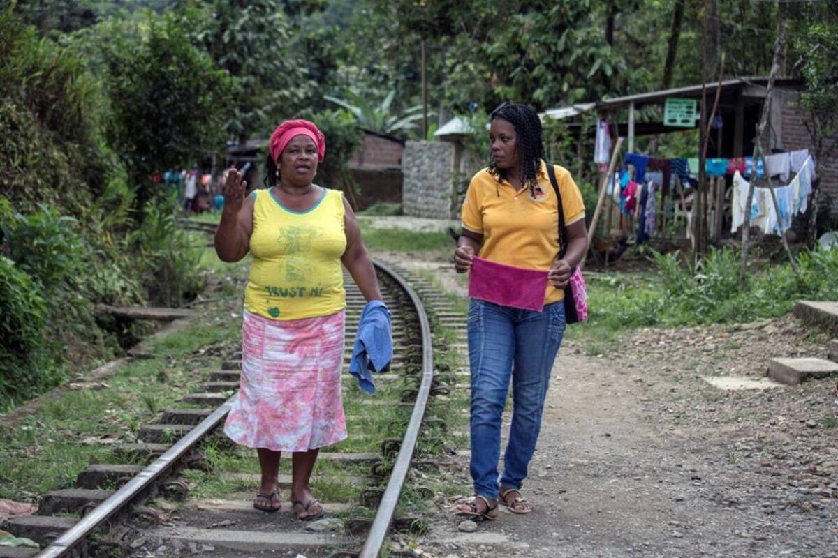 La red 'Mariposas de Alas Nuevas, Construyendo Futuro' es la primera organización colombiana en ganar el premio por atención a los desplazados de Buenaventura.